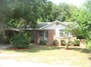3872 Walnut St, North Charleston, SC 29405