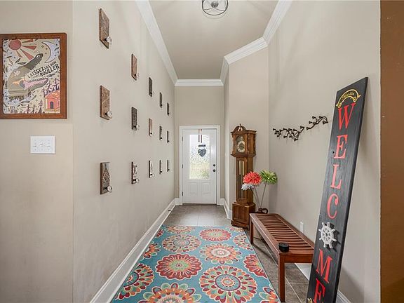 3rd image of 40170 Maison Lafitte Blvd