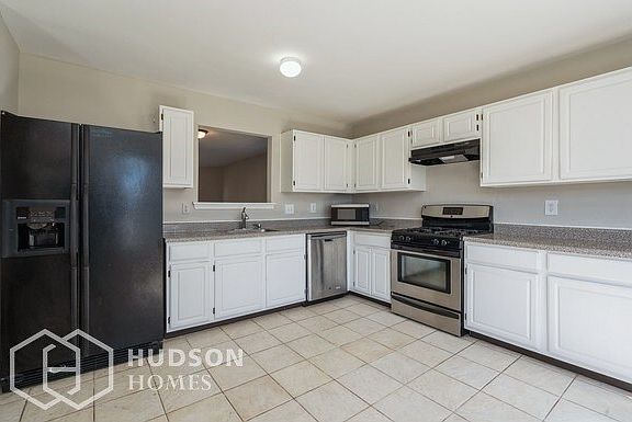 3rd image of 9 Ashley Ct #1009