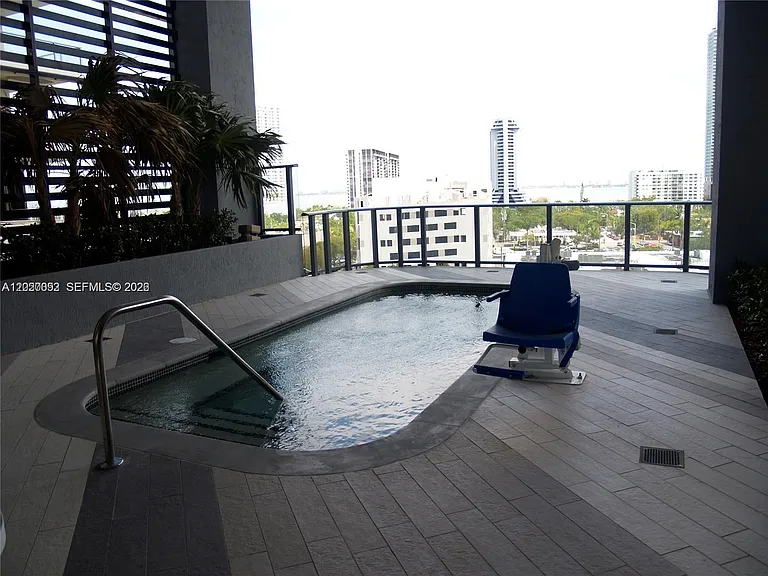 121 NE 34th St #2203 — Photo 33