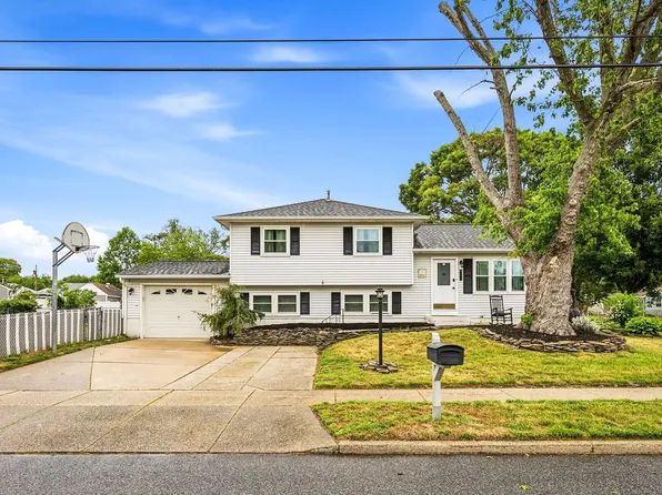 801 Holmes Ave, Cape May, NJ 08204