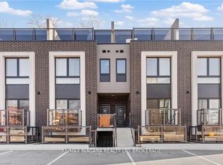 6065 McLeod Rd #115, Niagara Falls, ON L2G3E6