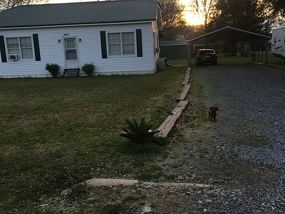 2nd image of 1065 Ellen St