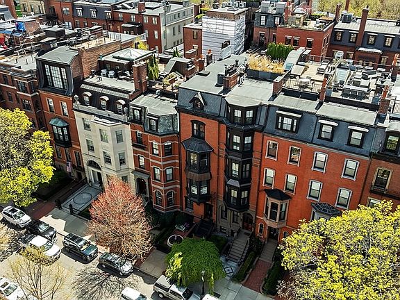 3rd image of 14 Marlborough St
