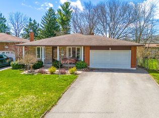 6808 Corwin Cres, Niagara Falls, ON L2G 2M7