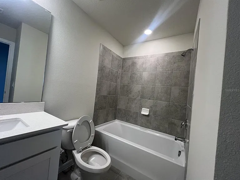 3355 Vine Leaf St — Photo 20