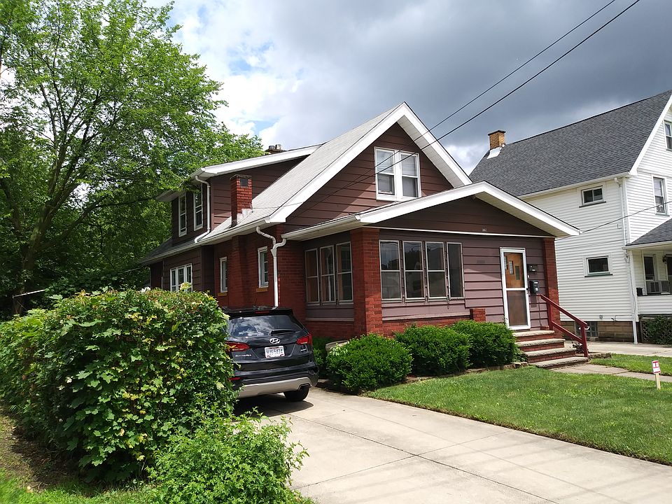 2nd image of 1720 Spring Rd