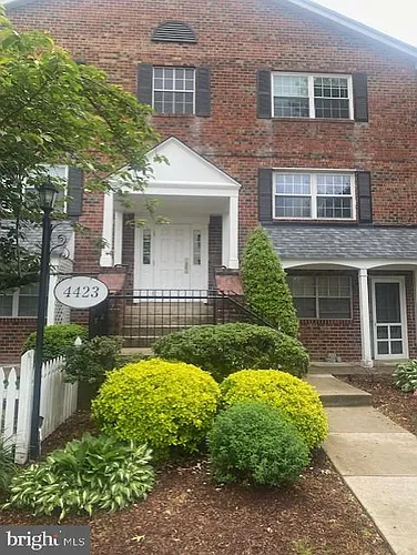 4423 Romlon St #303 Photo 1