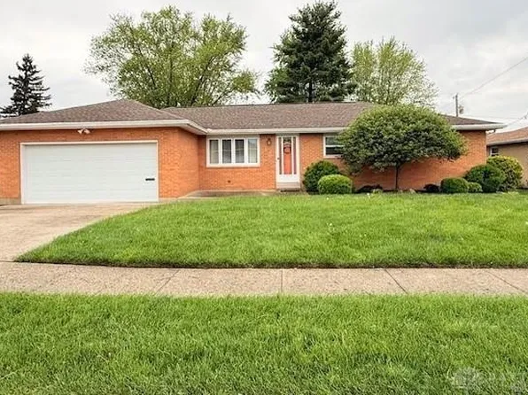 236 Mound St, Brookville, OH 45309