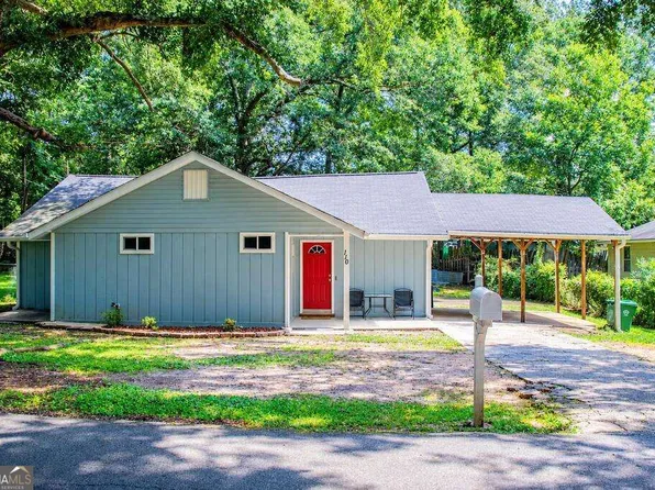 110 Garrett St, Carrollton, GA 30117