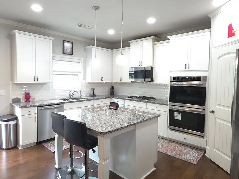 4358 Mantova Dr — Photo 5