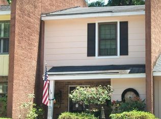 19 Clipper Ct, Savannah, GA 31410