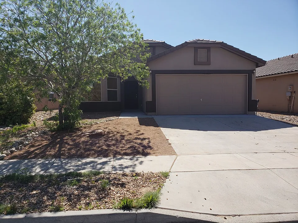 840 Purple Aster Ave SW
