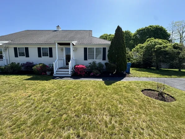 11 Rebecca Ann Ln #11A, East Falmouth, MA 02536