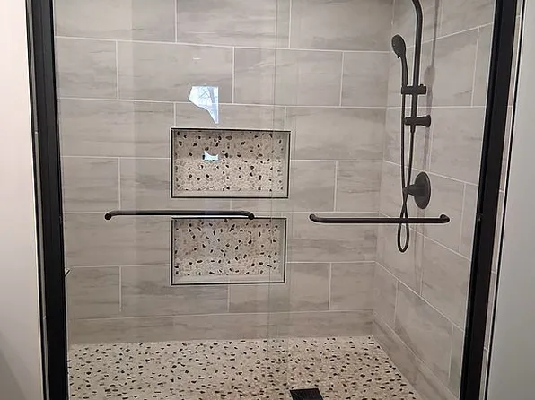 1512 Avenue K, Sterling, IL 61081