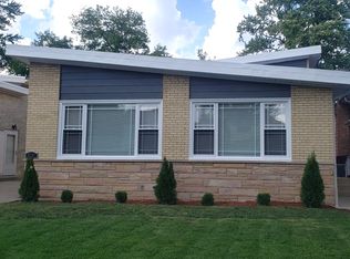 2930 Greenleaf Ave, Wilmette, IL
