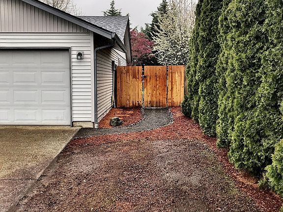 2nd image of 7002 NE 140th Ave