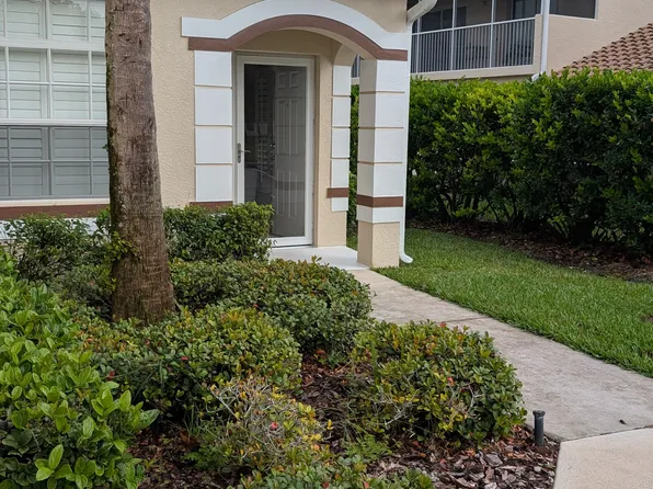 7037 Scrub Jay Way, Bradenton, FL 34203