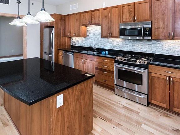 3rd image of 215 10th Ave S Unit 311
