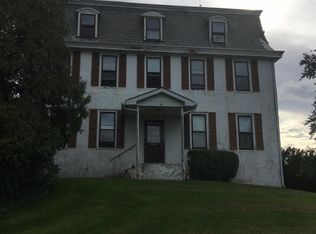 409 Country Club Rd APT 5, Royersford, PA 19468