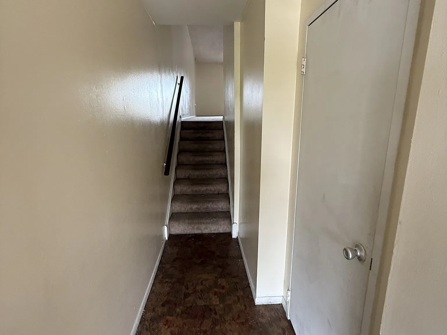 622 Stony Way - 622 — Photo 3