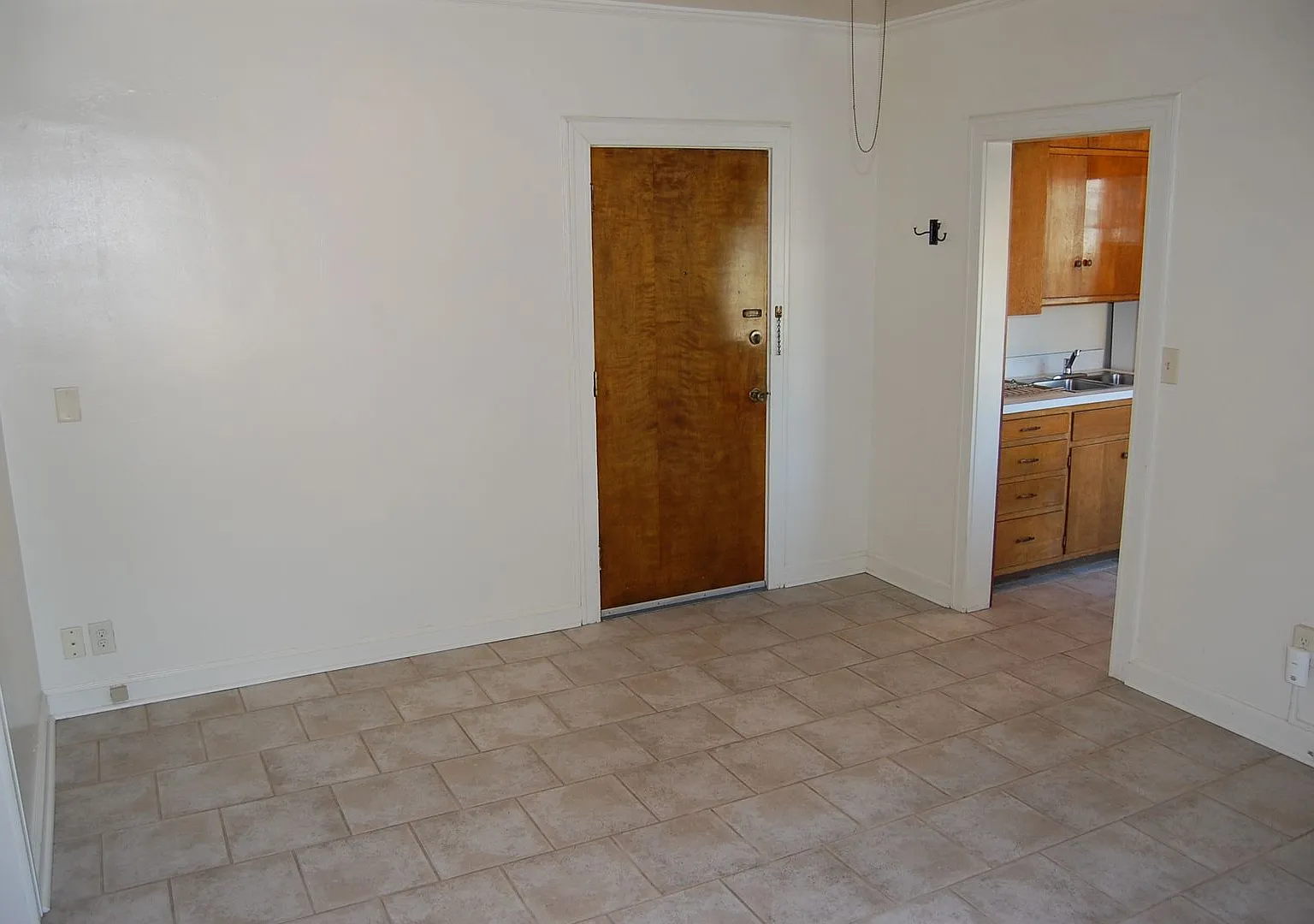 1739 G St. — Photo 3