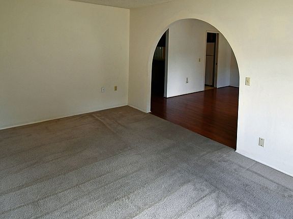 4th image of 8022 HARPER VALLEY ST