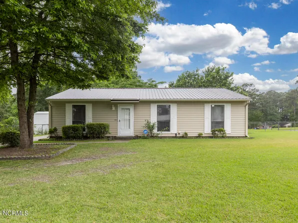 629 Shadowridge Road, Jacksonville, NC 28546