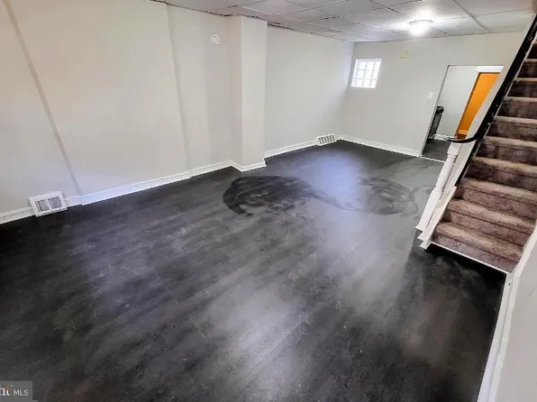 1912 S Croskey St, Philadelphia, PA 19145