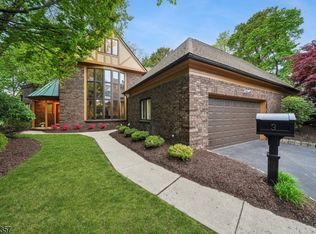 3 Kips Rdg #C0003, Montclair, NJ 07042