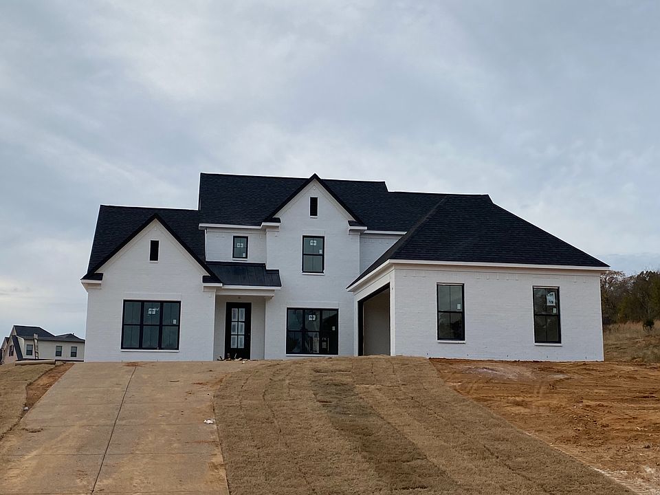 1st image of 25 Brook Field Dr