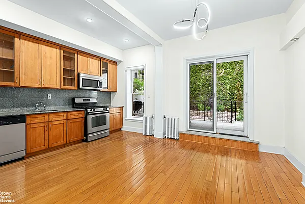 Rented by Brown Harris Stevens | media 19