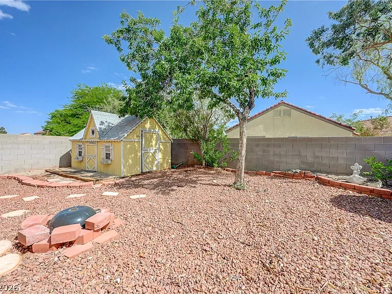 8905 Colorful Pines Ave — Photo 39