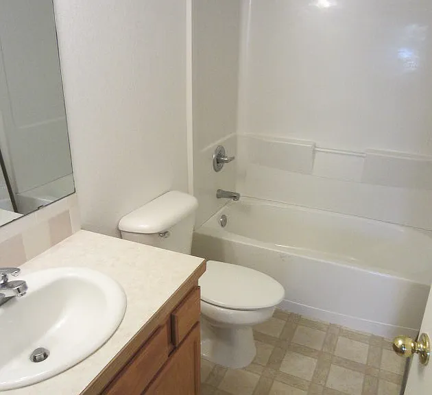 985 Winona Cir — Photo 18
