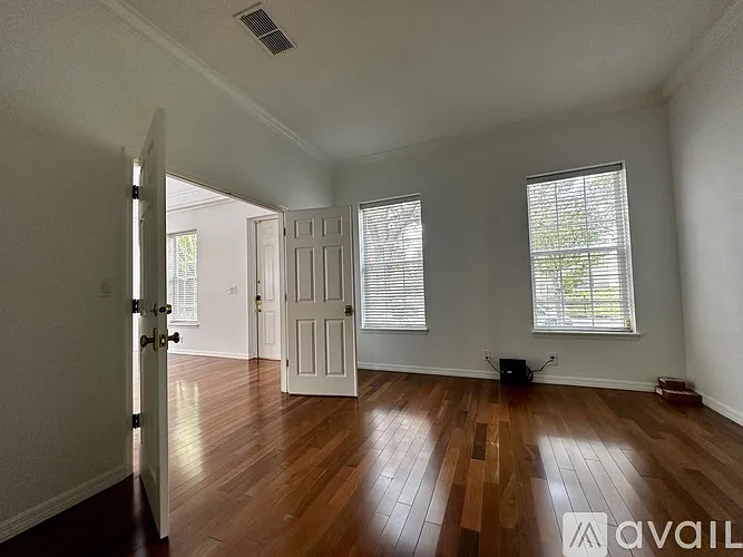 407 Iris St — Photo 24