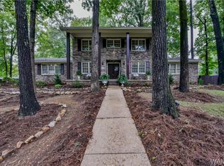 318 Woodridge Dr, Tuscaloosa, AL 35406