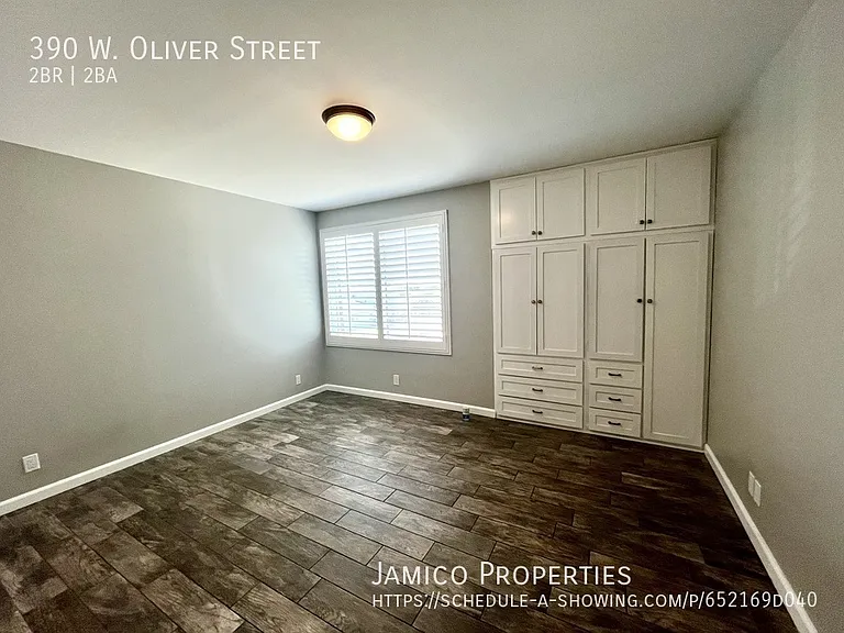 390 W Oliver St — Photo 23