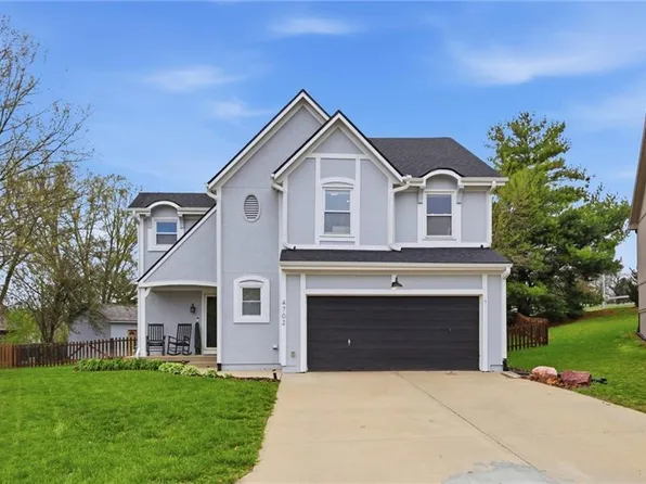 4702 Roundtree Ct, Shawnee, KS 66226