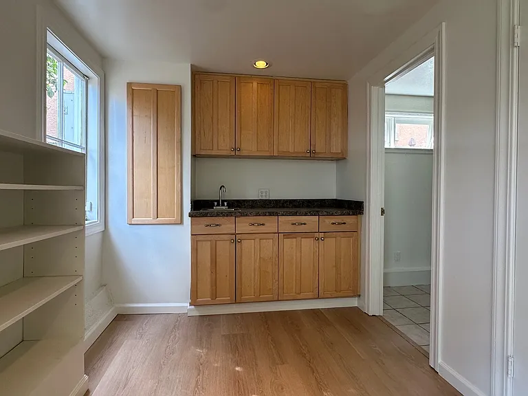 11 Southwood Dr — Photo 18