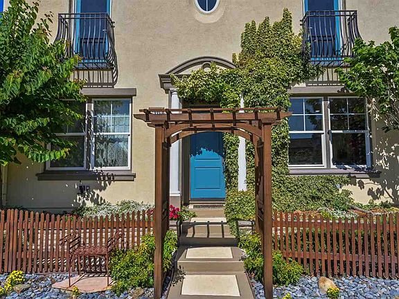 2nd image of 3444 Cashmere St
