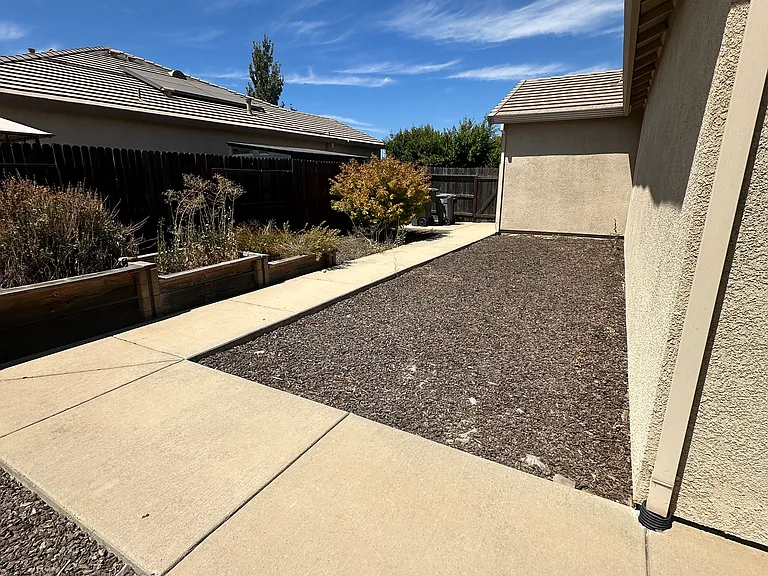 5736 Lochcarron Dr — Photo 32