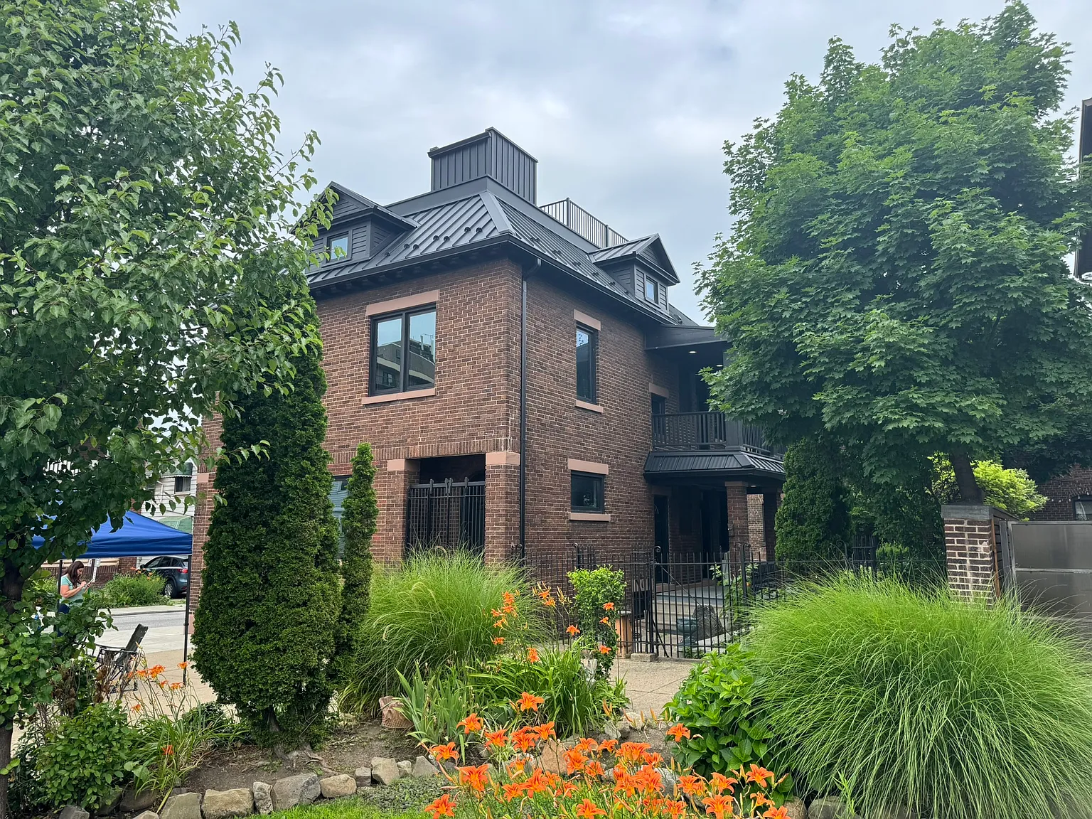 1 bed, 1100 sqft, $2,150 — Photo 4