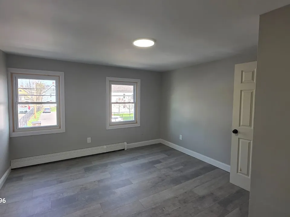 bedroom #1
