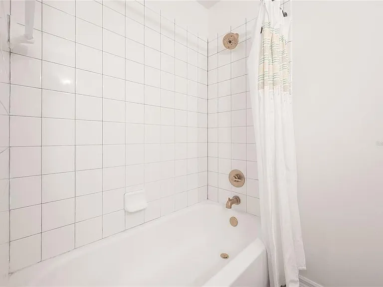 1508 E Jean St — Photo 21