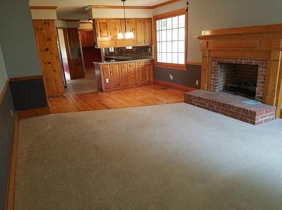 5th image of 114 Magnolia Dr