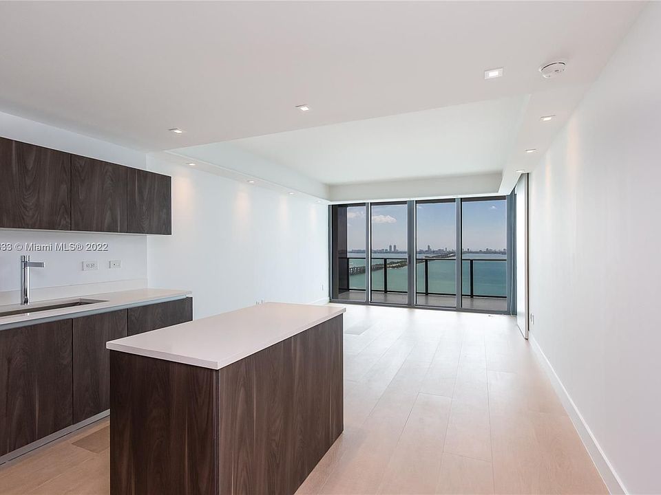 1st image of 3131 NE 7th Ave Unit 3005