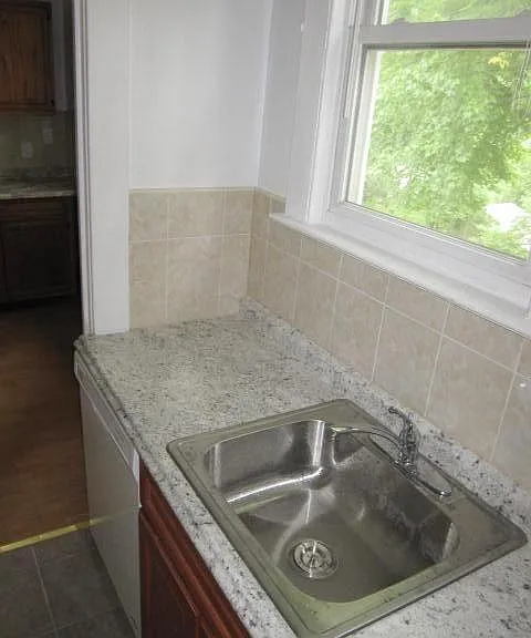 86 Davis St #2 — Photo 8