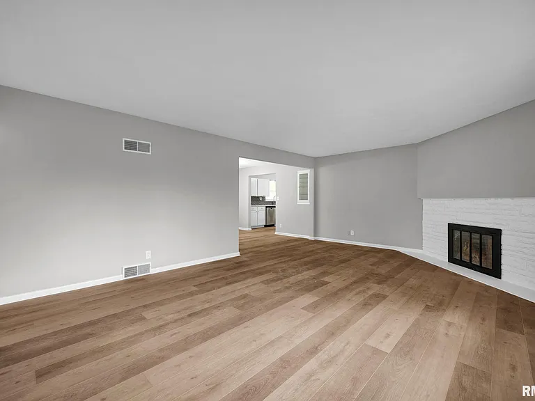 1407 W Sunnyview Dr — Photo 8