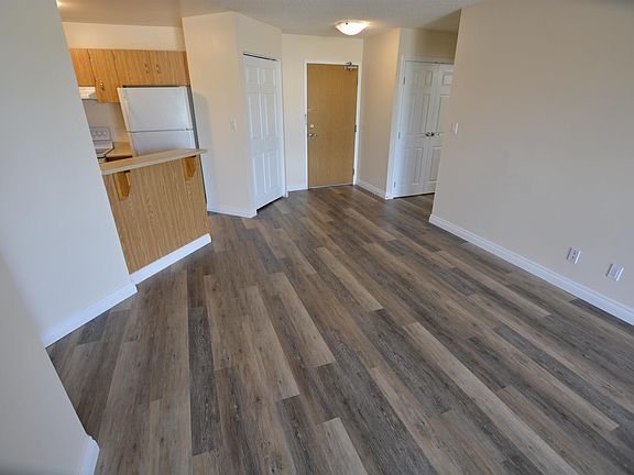 5th image of 10511 19th Ave NW #304