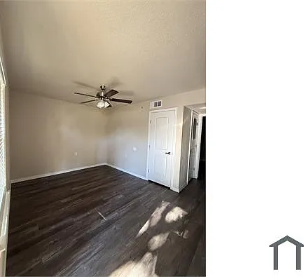 604 S Washita St — Photo 5